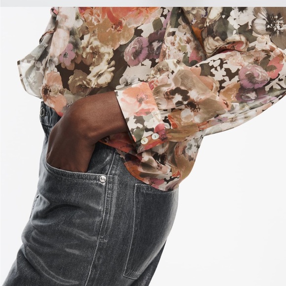 ❌SOLD❌ ZARA Floral Print Shirt - Picture 5 of 9